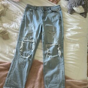 american eagle mom jeans